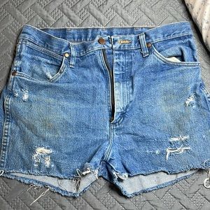 Wrangler cutoffs 33